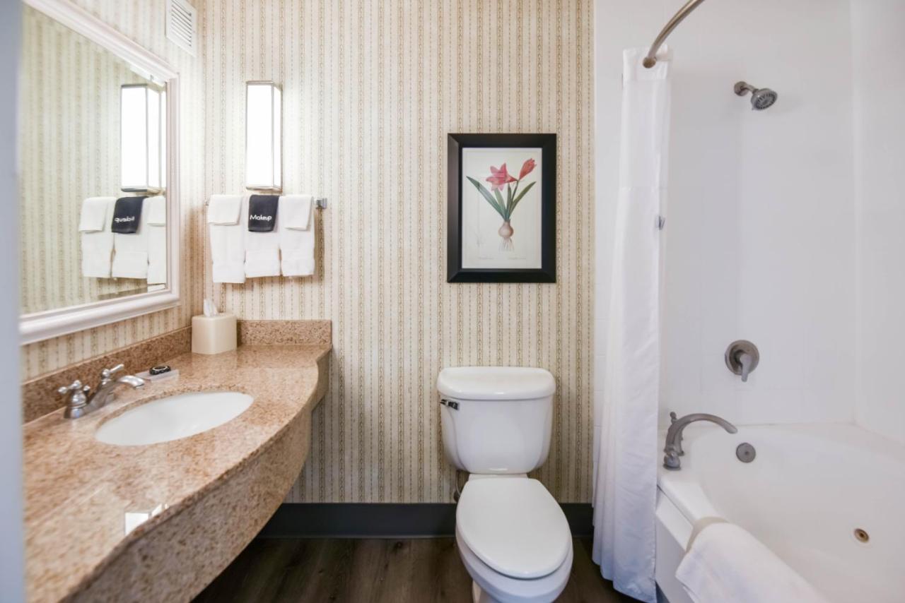 King Suite at Shutters Hotel