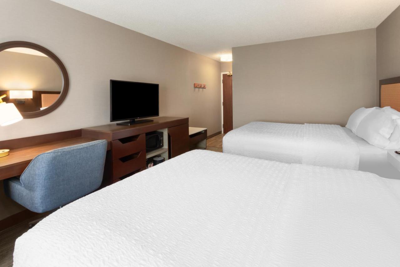 Double Room with Two Double Beds-Hearing Accessibility -Non-Smoking at Hampton Inn & Suites Scottsburg