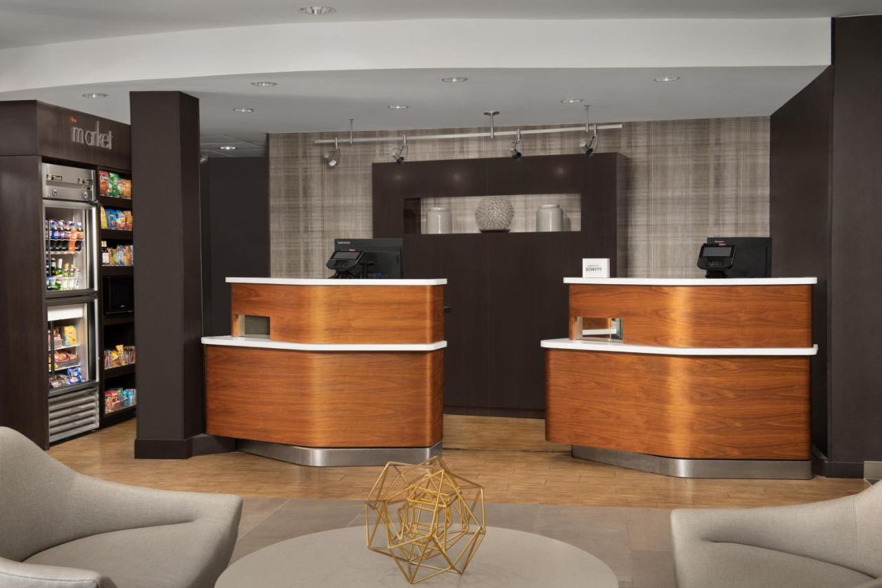 | Courtyard by Marriott Dothan