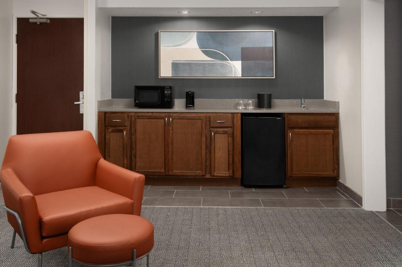 | Courtyard by Marriott Dothan