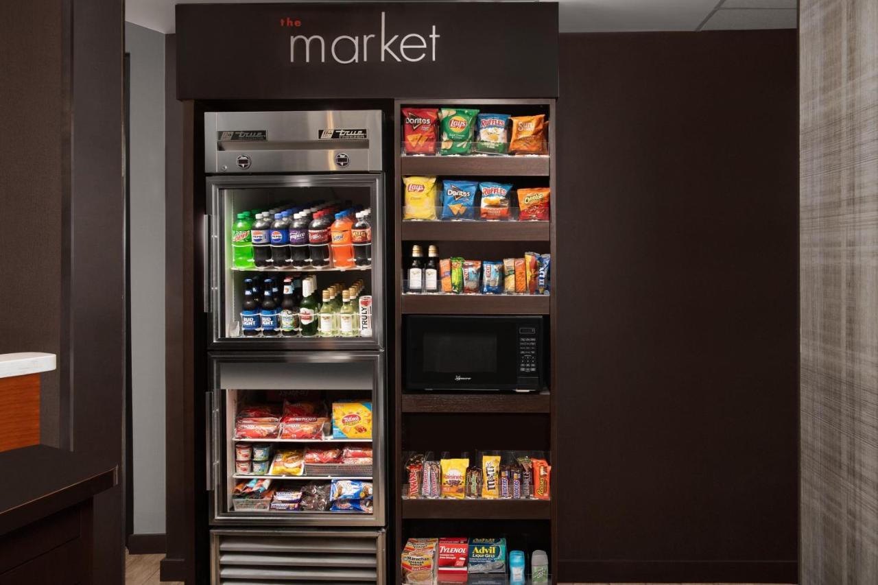 | Courtyard by Marriott Dothan