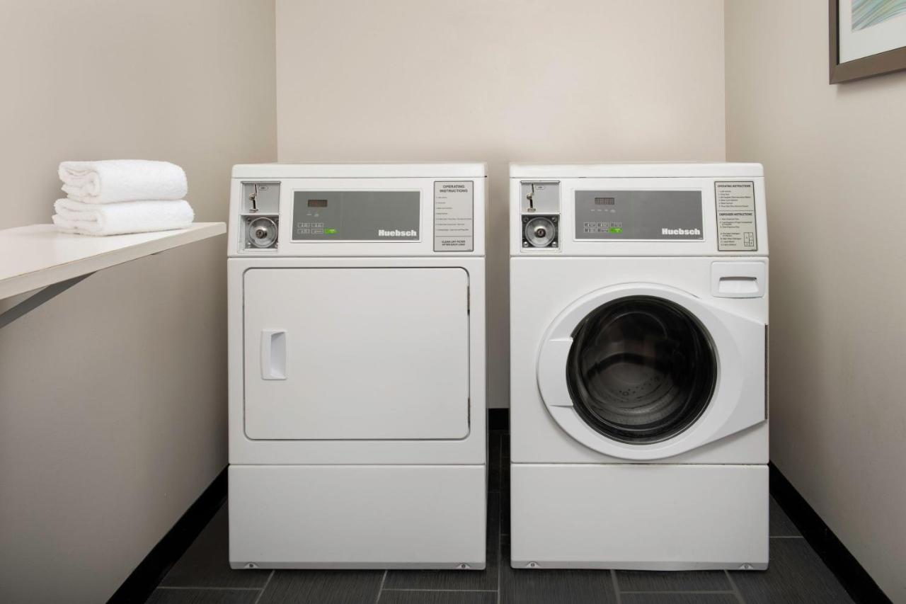 | Courtyard by Marriott Dothan