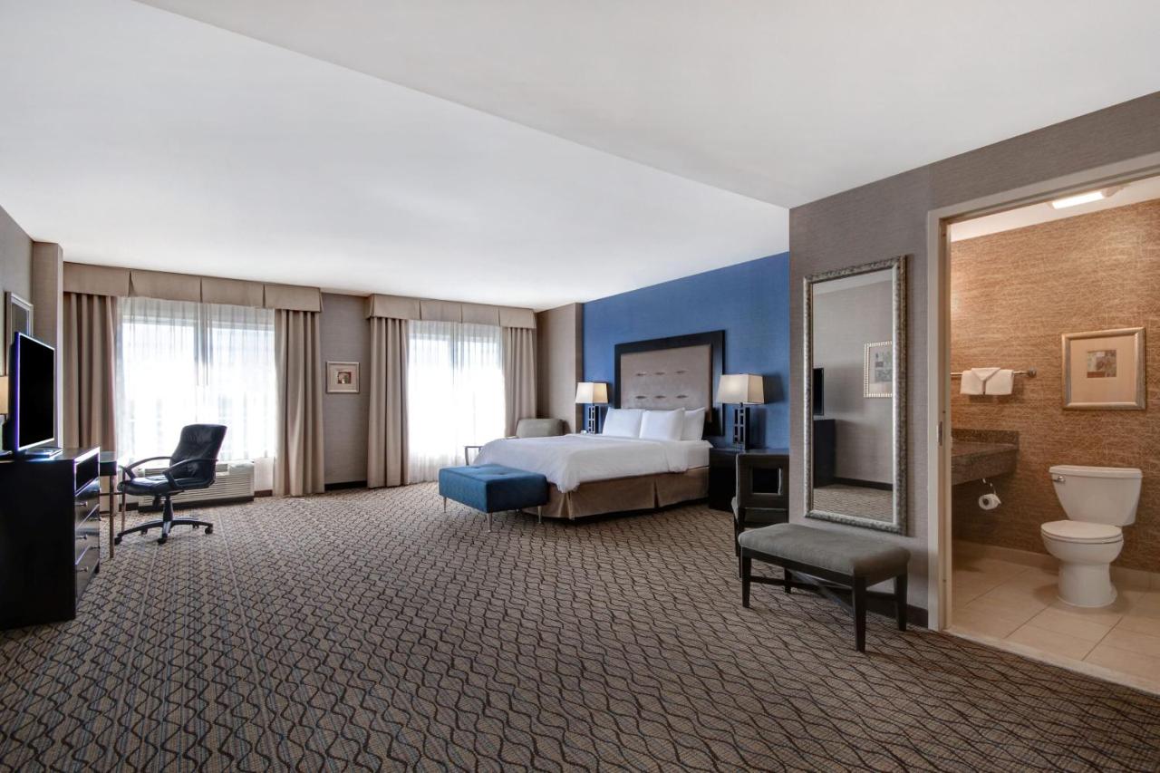| Holiday Inn Hotel Detroit Metro Airport, an IHG Hotel