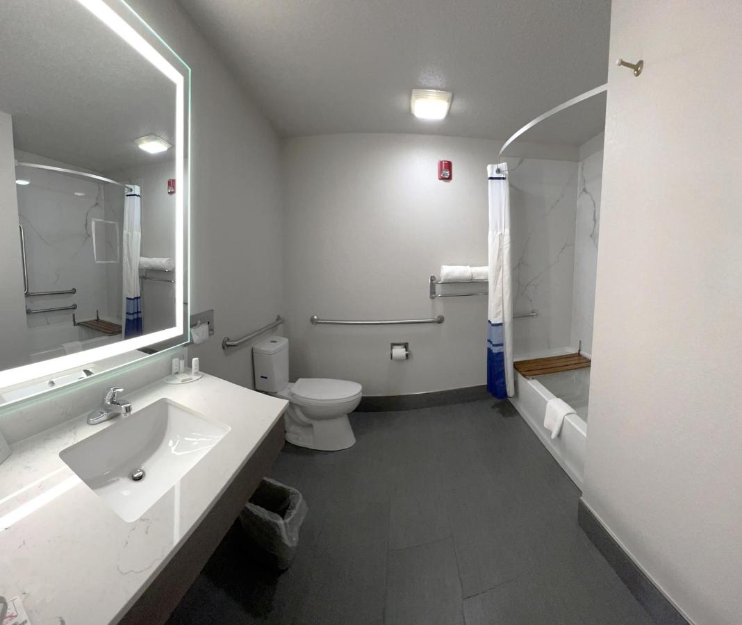 Queen Room with Two Queen Beds - Mobility Access/Non-Smoking at Baymont by Wyndham Paw Paw