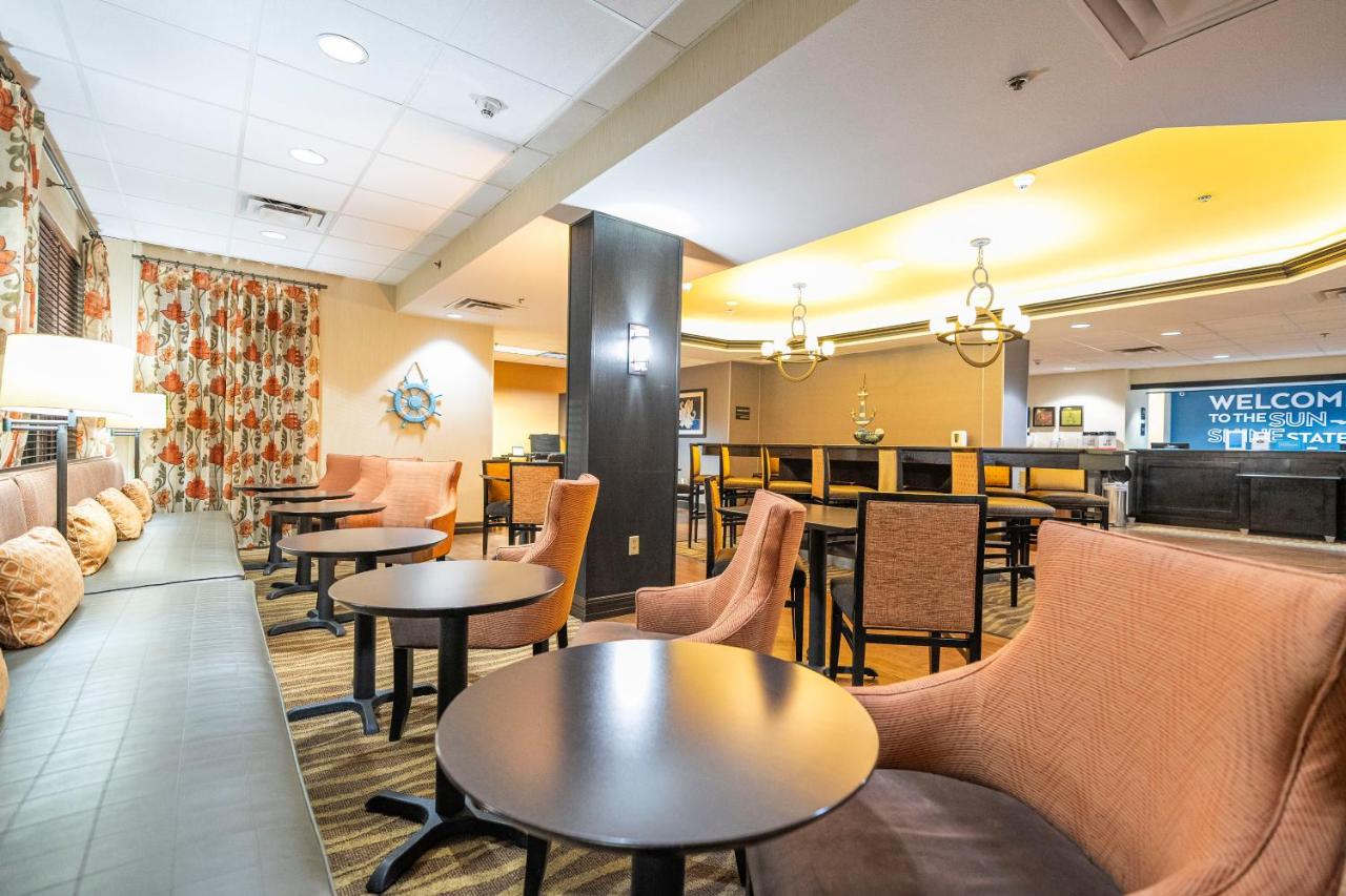 | Hampton Inn by Hilton Spring Hill