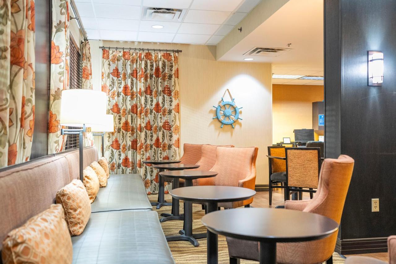 | Hampton Inn by Hilton Spring Hill