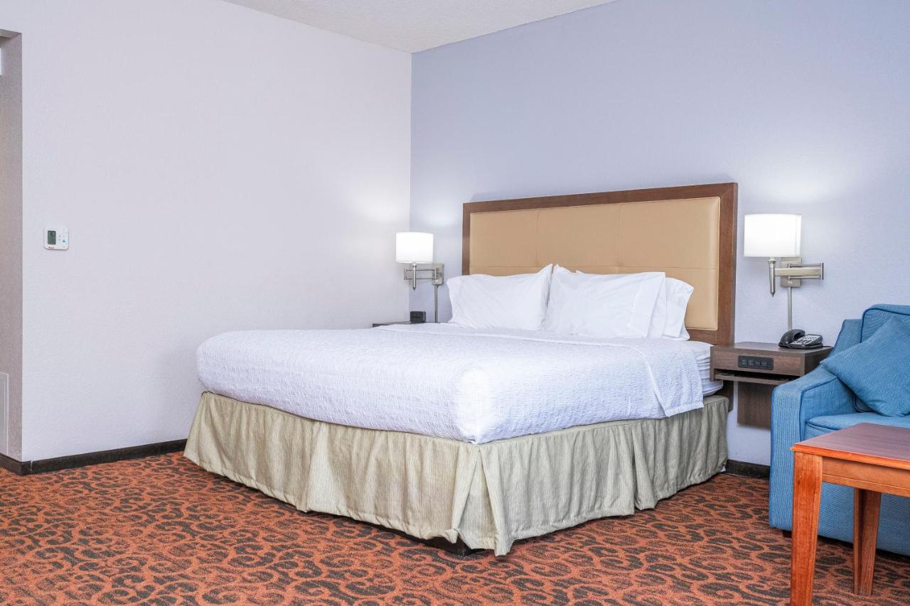 | Hampton Inn by Hilton Spring Hill