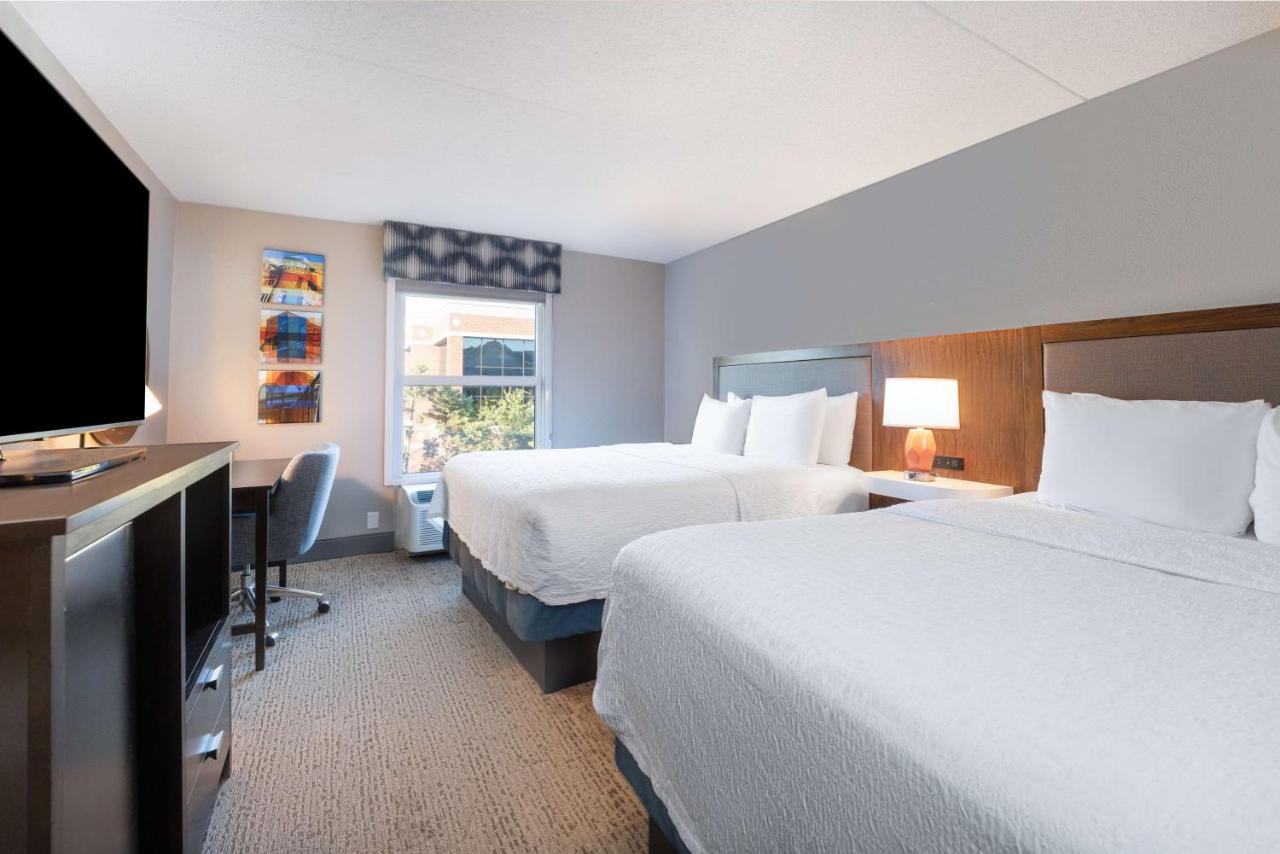Double Room - Non-Smoking at Hampton Inn & Suites Memphis East