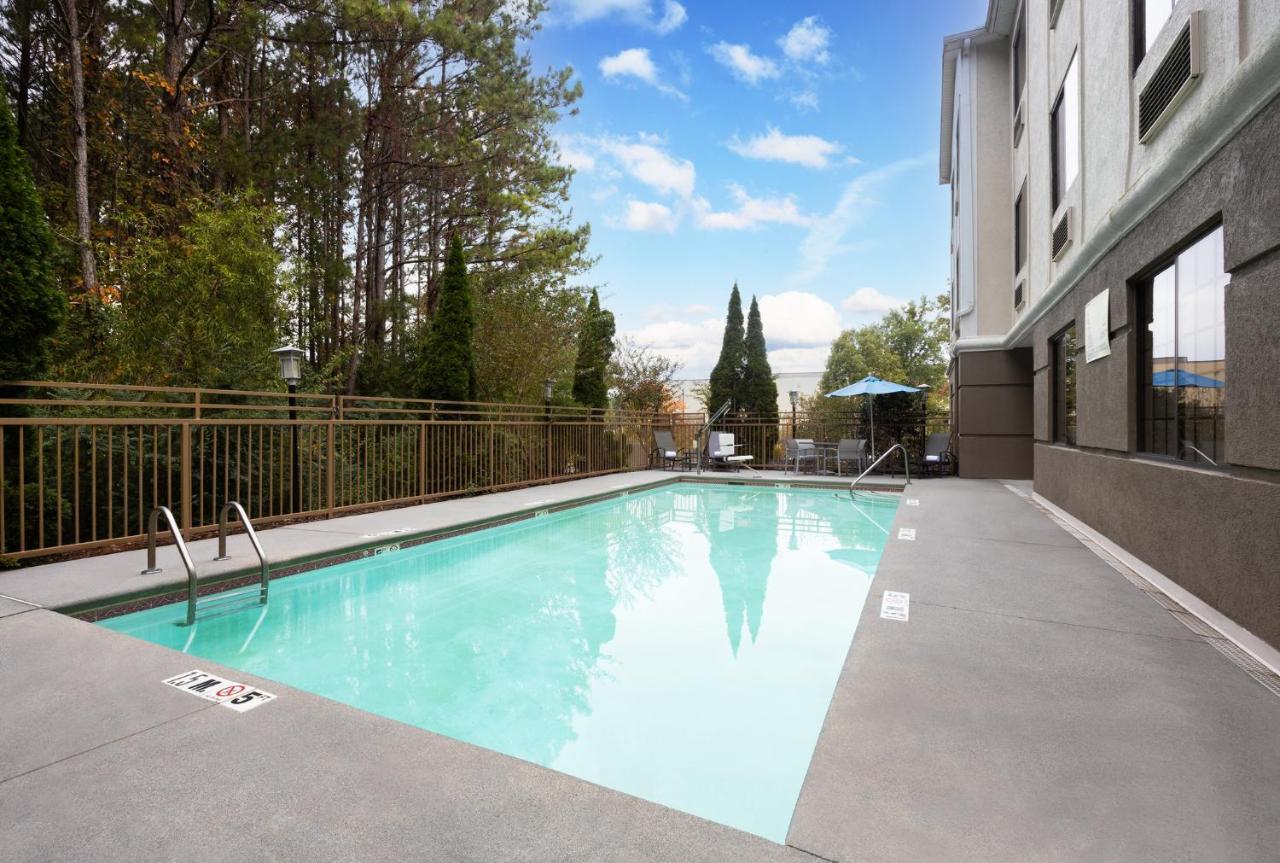 | Holiday Inn Express Acworth - Kennesaw Northwest, an IHG Hotel
