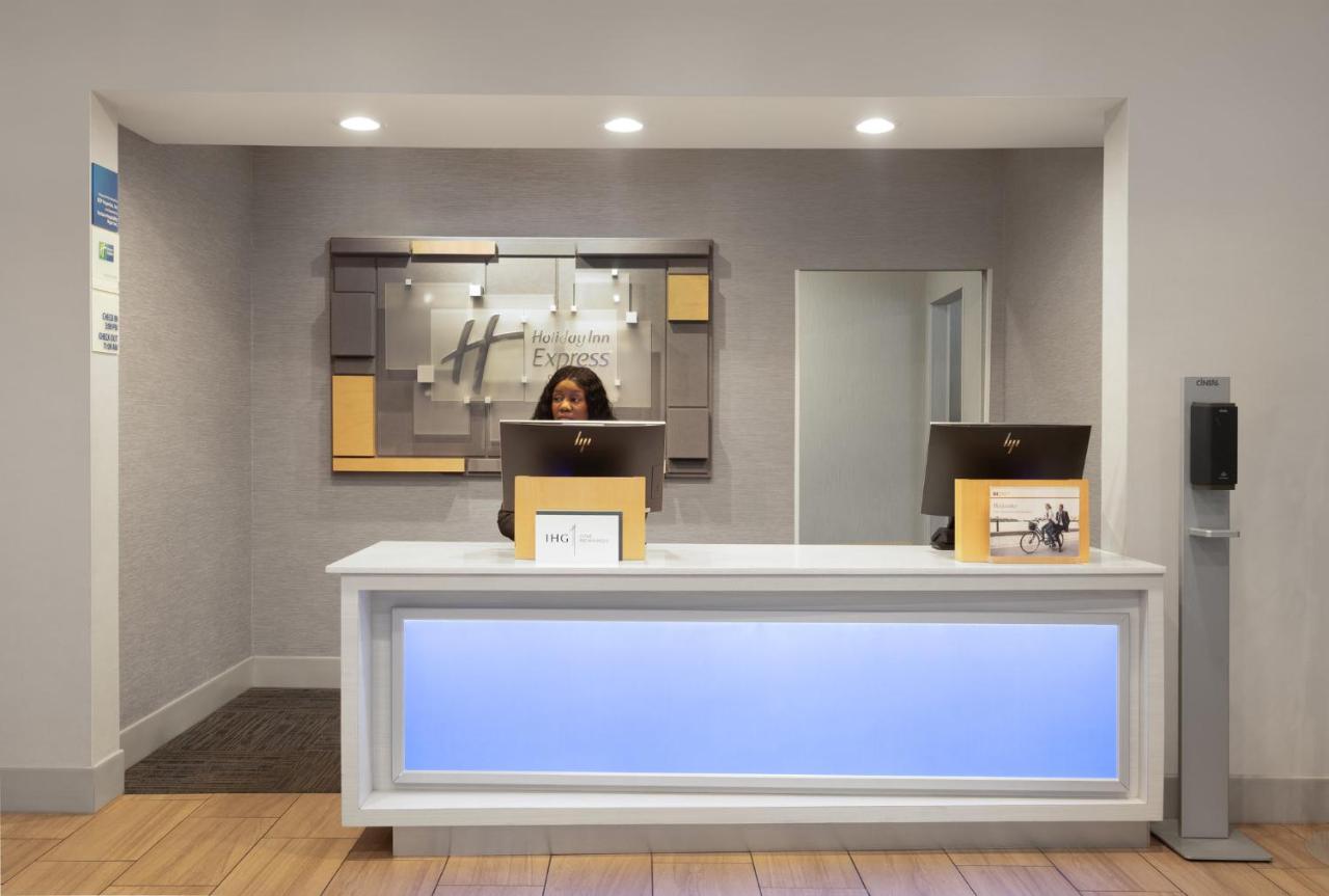 | Holiday Inn Express Acworth - Kennesaw Northwest, an IHG Hotel