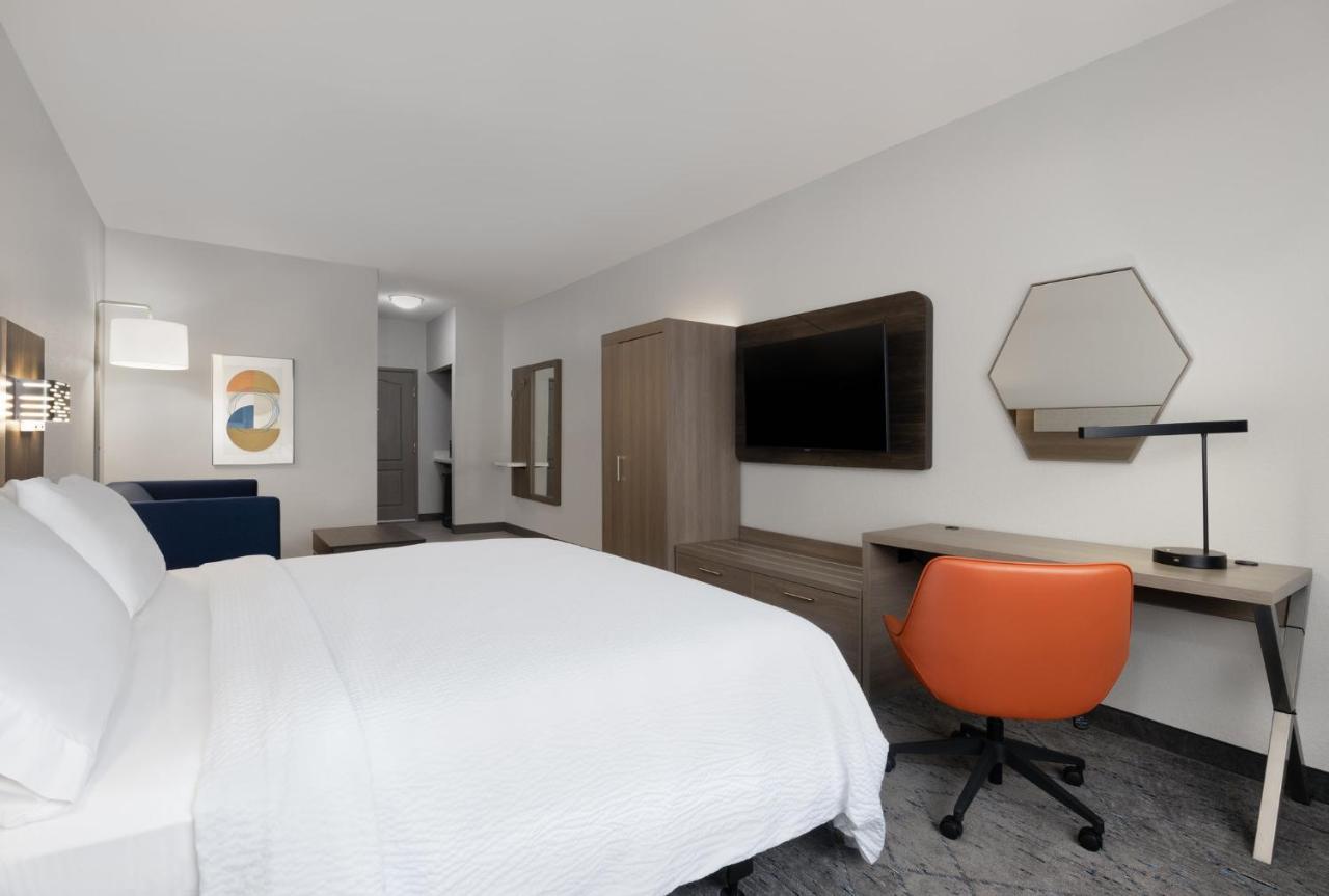 | Holiday Inn Express Acworth - Kennesaw Northwest, an IHG Hotel
