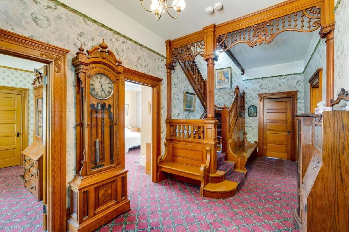  | Lodi Hill House Inn