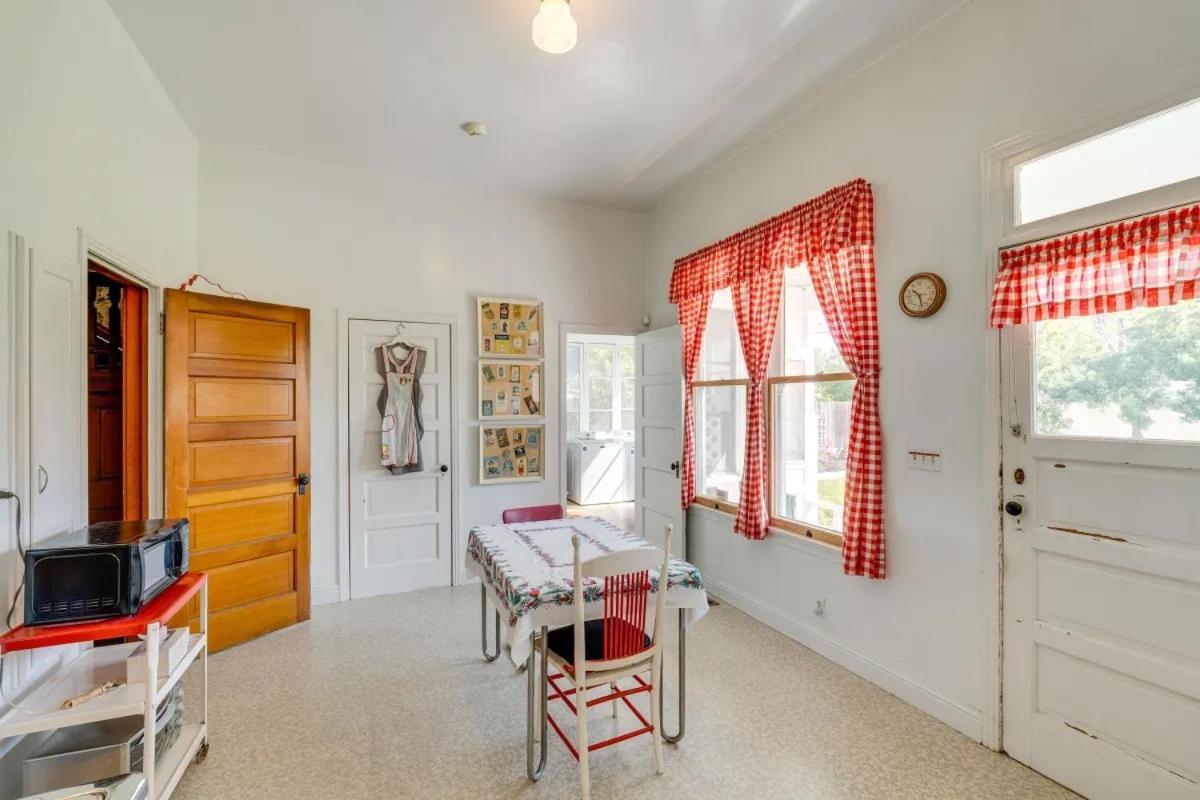  | Lodi Hill House Inn