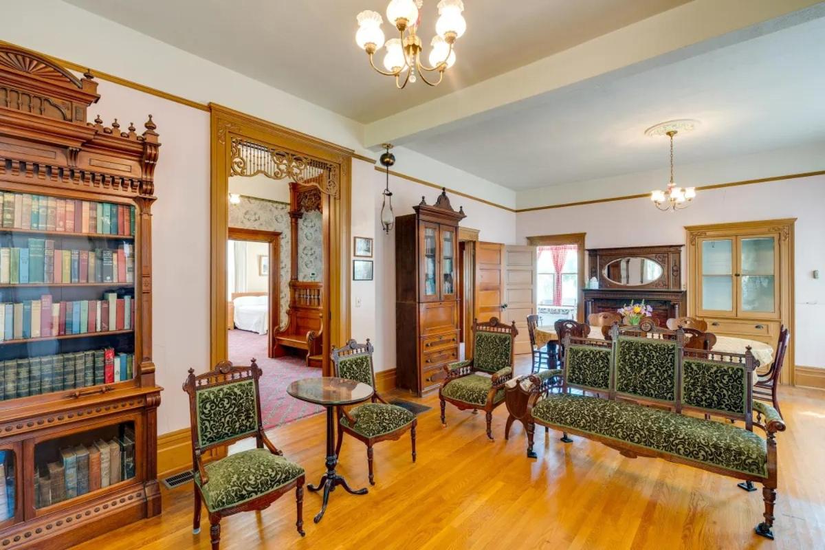  | Lodi Hill House Inn