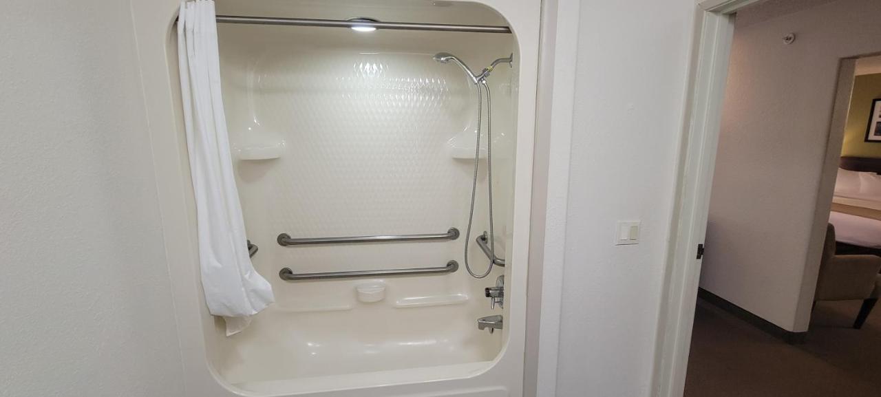 King Studio Suite - Non-Smoking at Baymont by Wyndham Pueblo