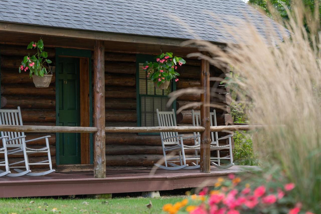 | Christmas Farm Inn and Spa