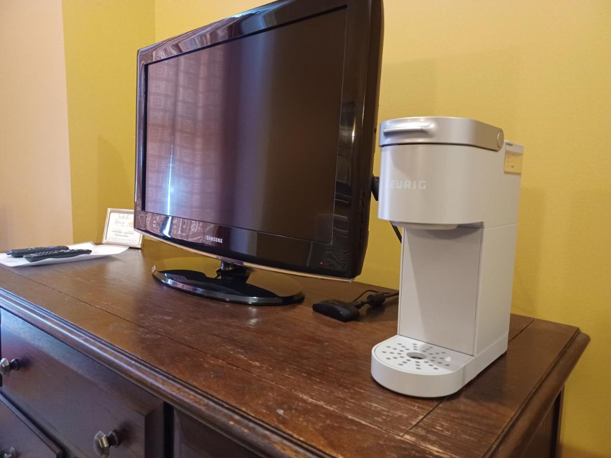 | Natchez Manor Bed & Breakfast