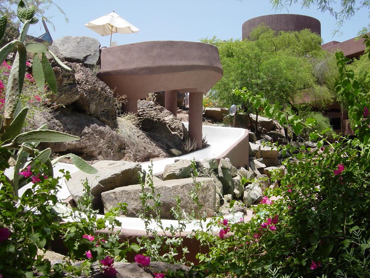| Phoenix Marriott Resort Tempe at The Buttes