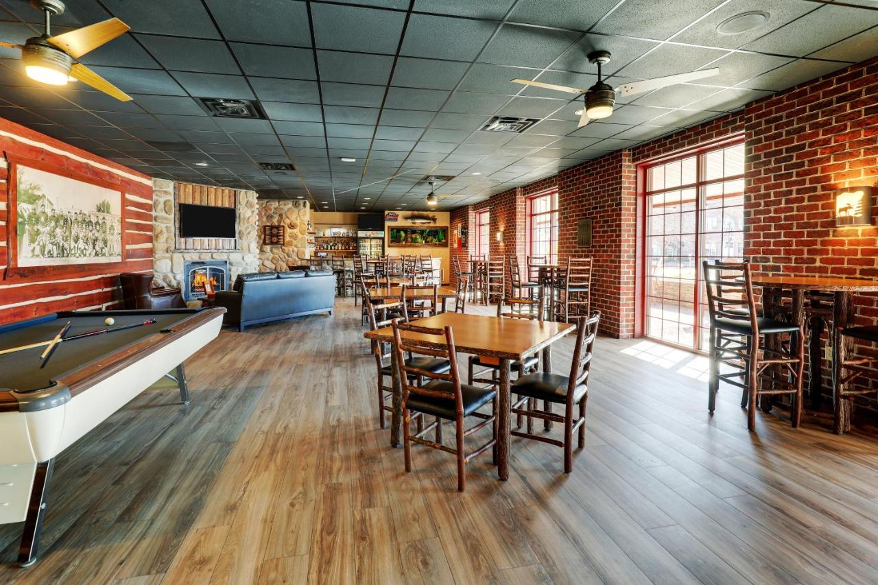 | Stoney Creek Hotel Moline