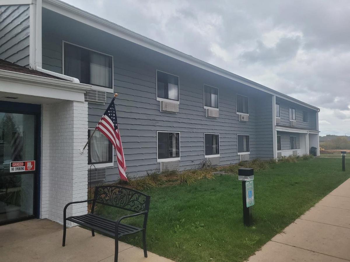| The Belgium Inn & Suites