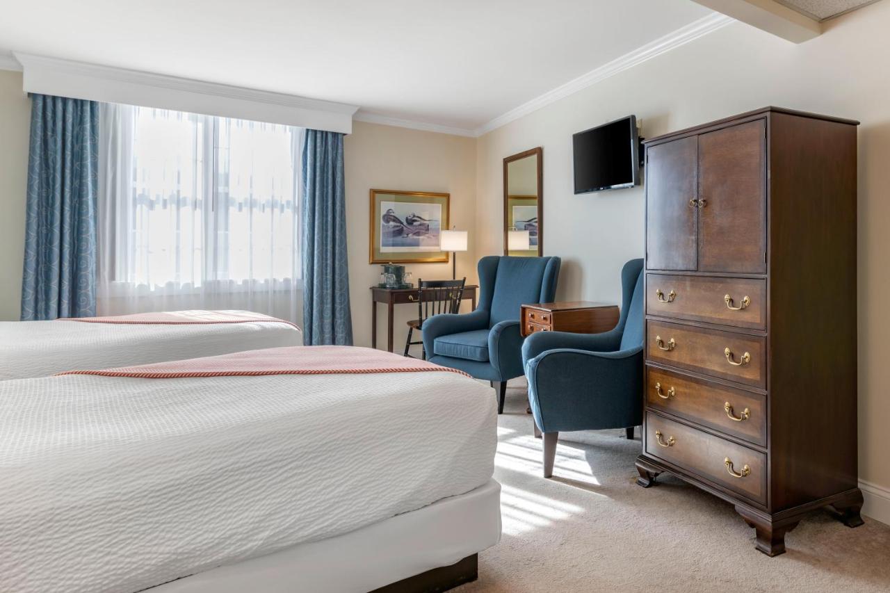 | Harraseeket Inn