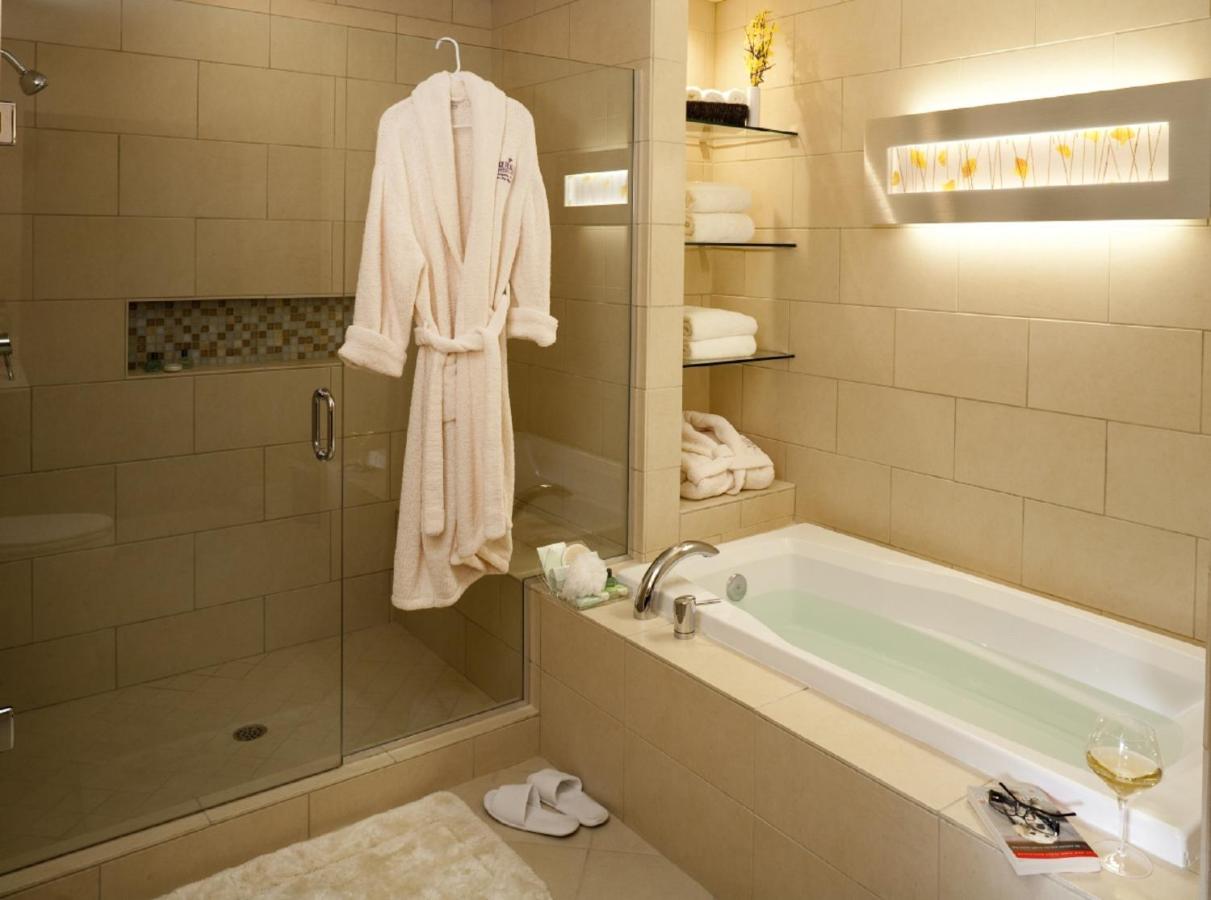 Double Eagle Suite at Eureka Casino Resort
