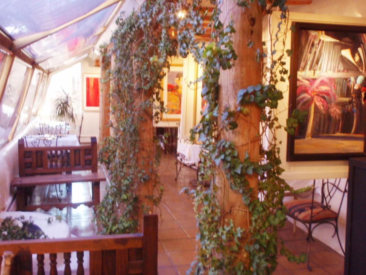 | Touchstone Inn