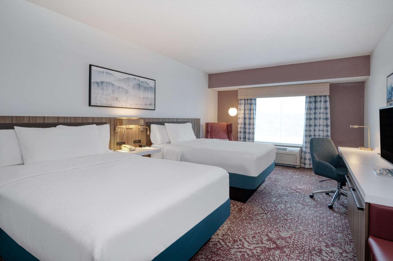 | Hilton Garden Inn Clarksburg