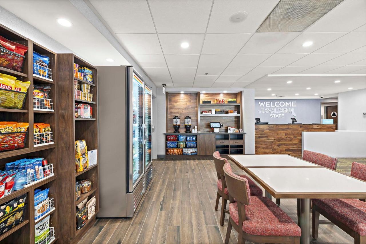  | Wingate by Wyndham Los Angeles Airport