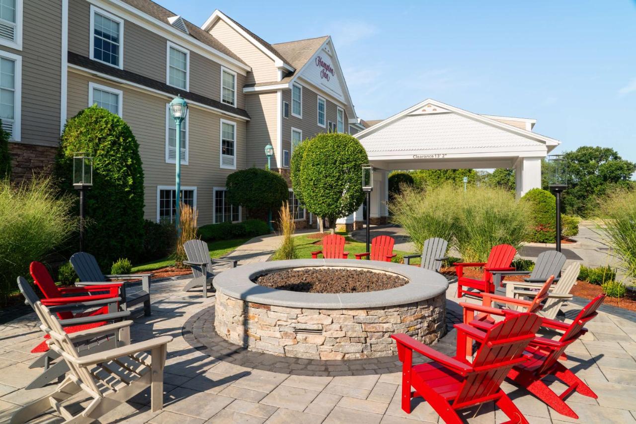 | Hampton Inn South Kingstown - Newport Area