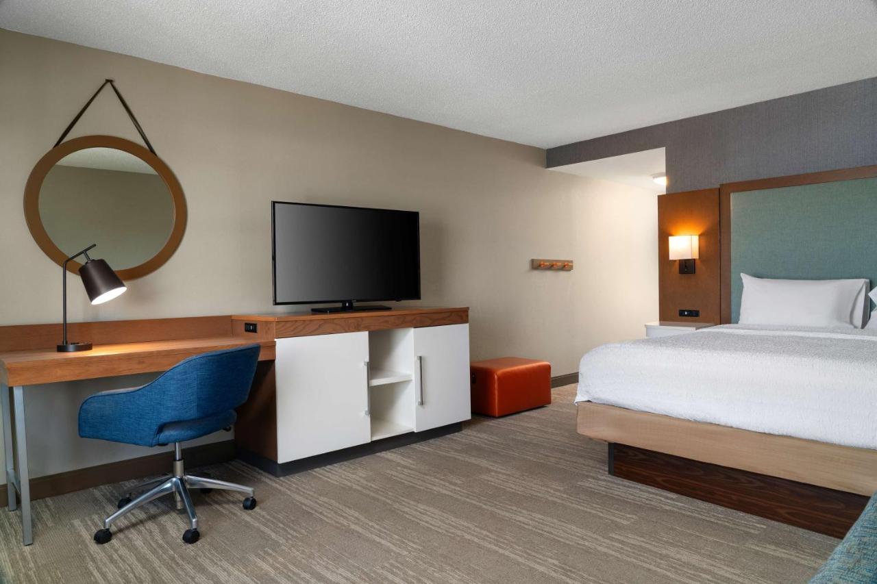 | Hampton Inn South Kingstown - Newport Area