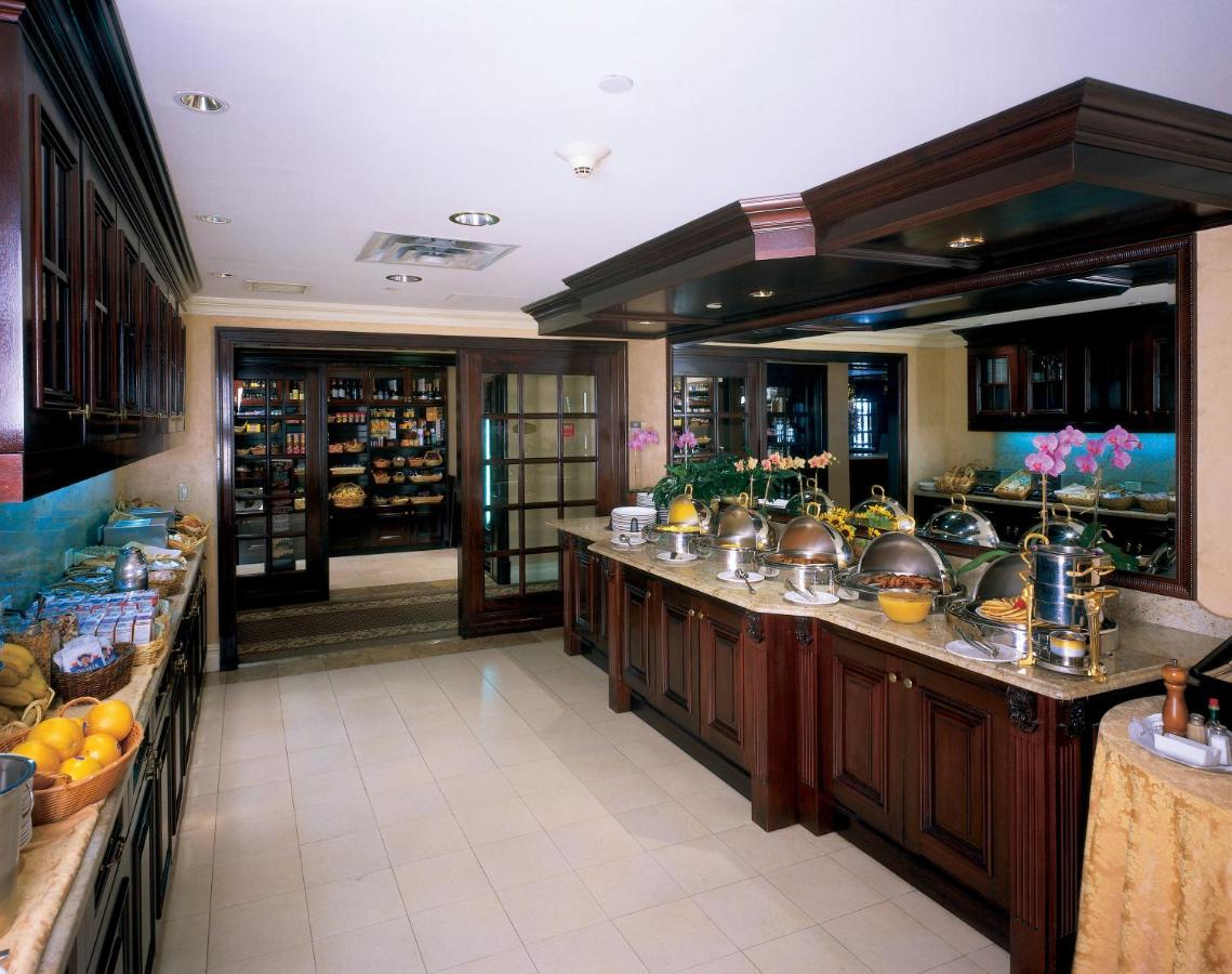 | The Inn At Fox Hollow Hotel