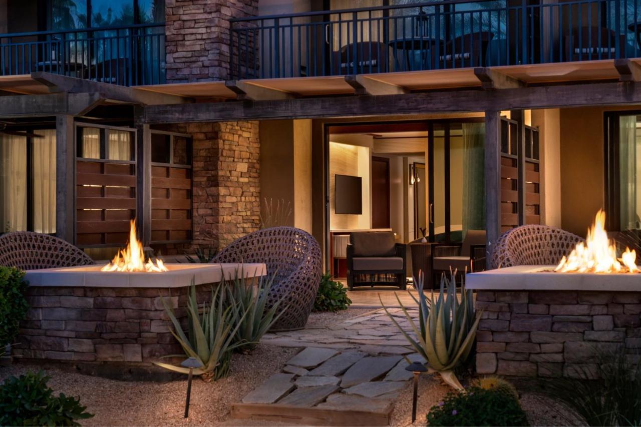 Terrace Firepit Room - 1 King at The Ritz-Carlton, Rancho Mirage