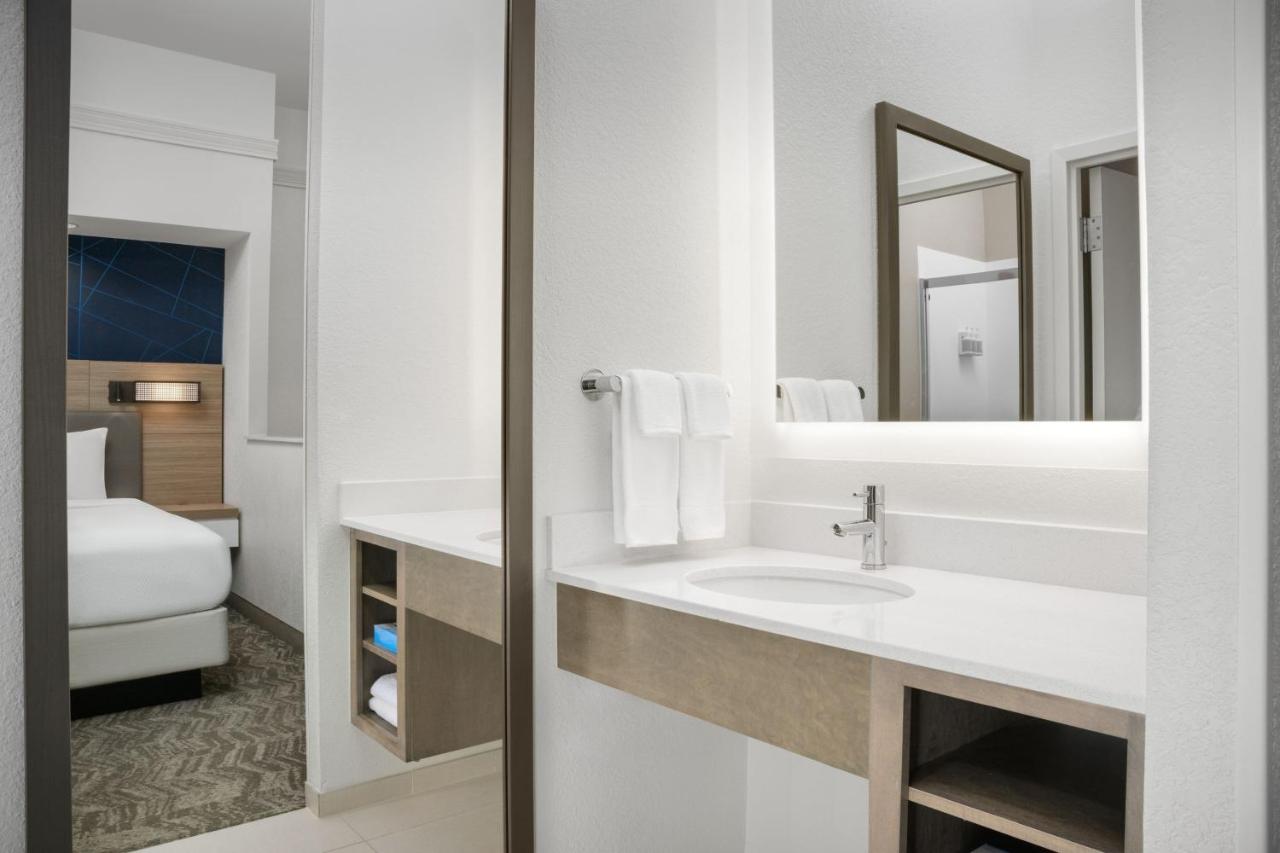 King Studio Suite at SpringHill Suites by Marriott Annapolis