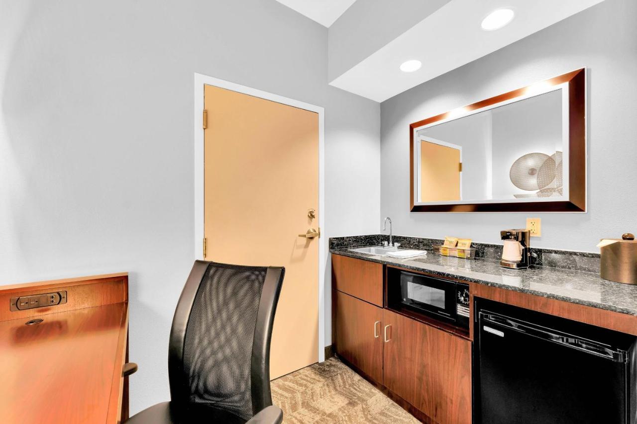 King Studio Suite with Sofa Bed at SpringHill Suites by Marriott Tarrytown Westchester County