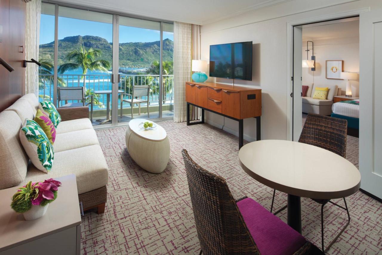 One-Bedroom Villa with Oceanfront View at Marriott's Kaua'i Beach Club