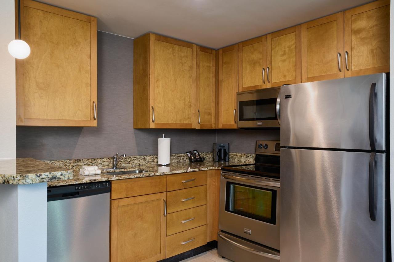 One-Bedroom King Suite with Sofa Bed at Residence Inn Arlington Capital View