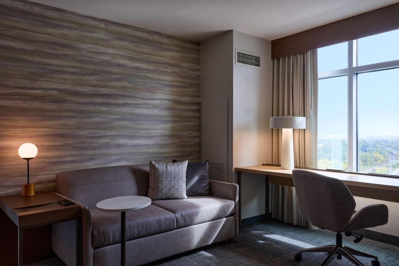 King Studio with City View at Residence Inn Arlington Capital View