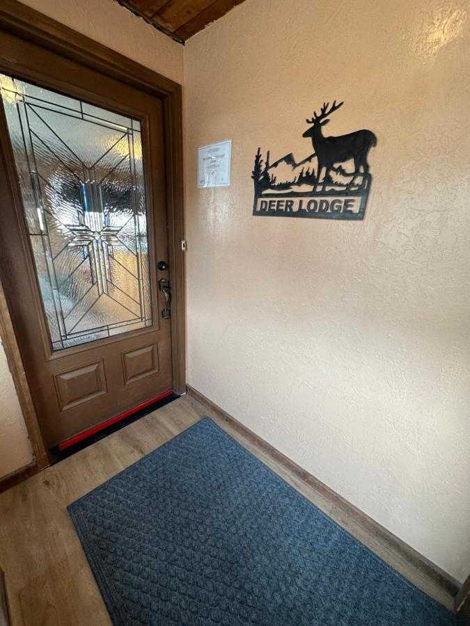 | Deer Lodge