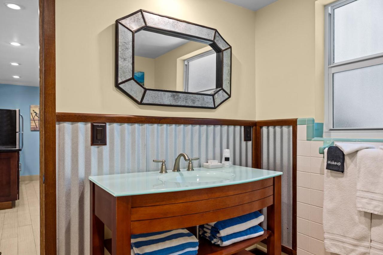 Deluxe Apartment at Sun Dek Beach House