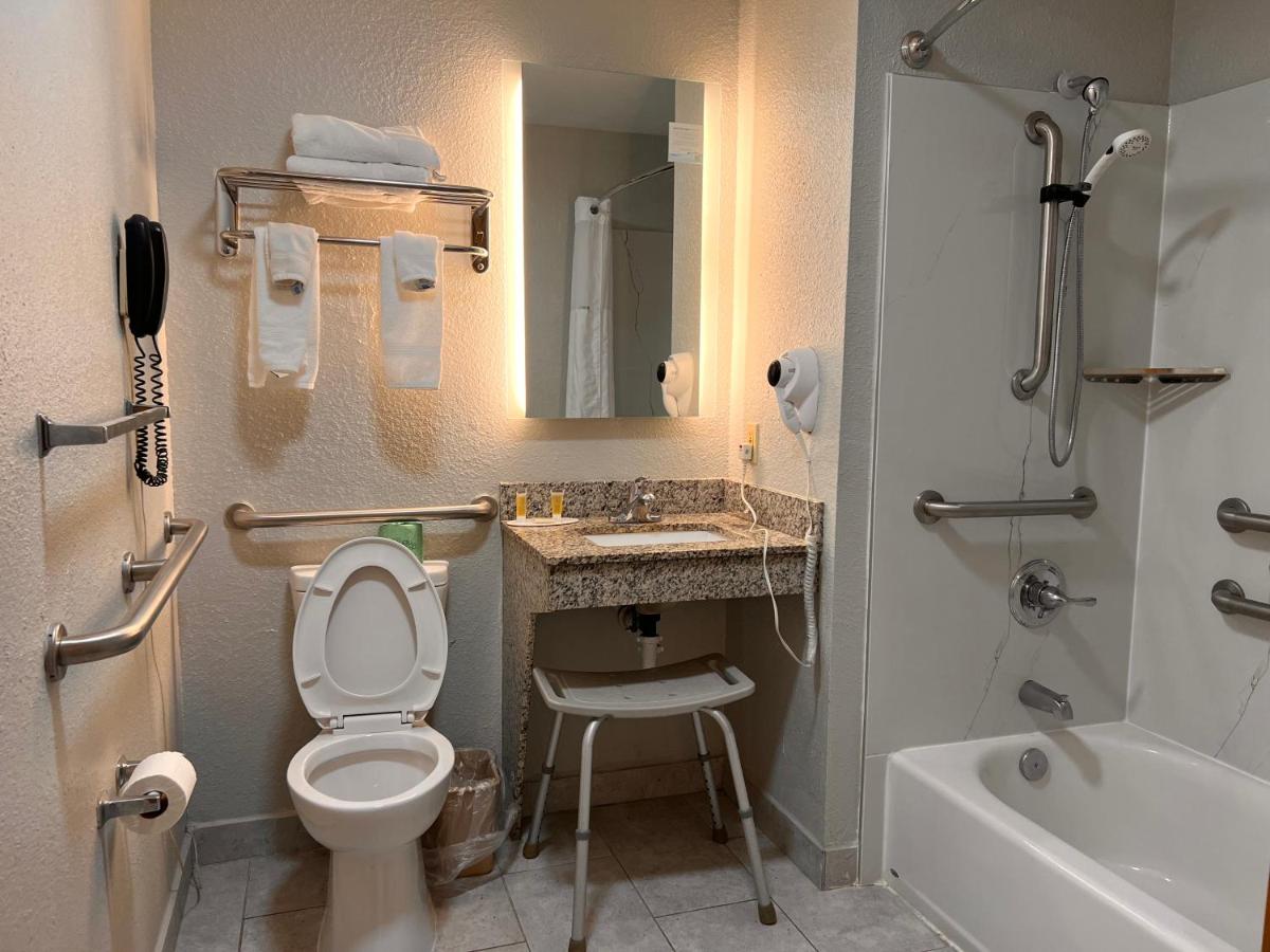  | Super 8 by Wyndham Elizabethtown