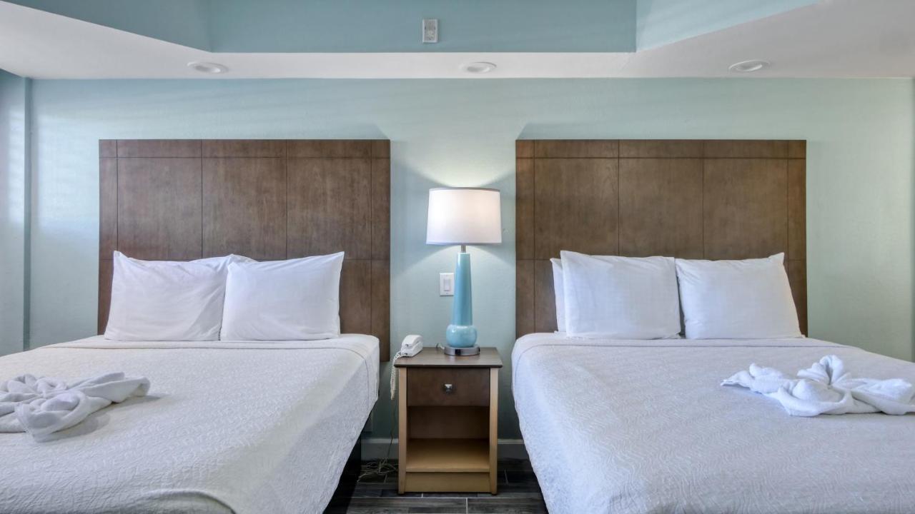 Double Room with City View at Boardwalk Inn and Suites