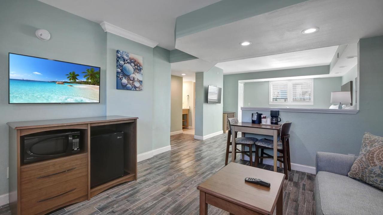 | Boardwalk Inn and Suites