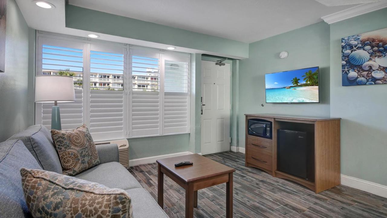 Suite with City View at Boardwalk Inn and Suites
