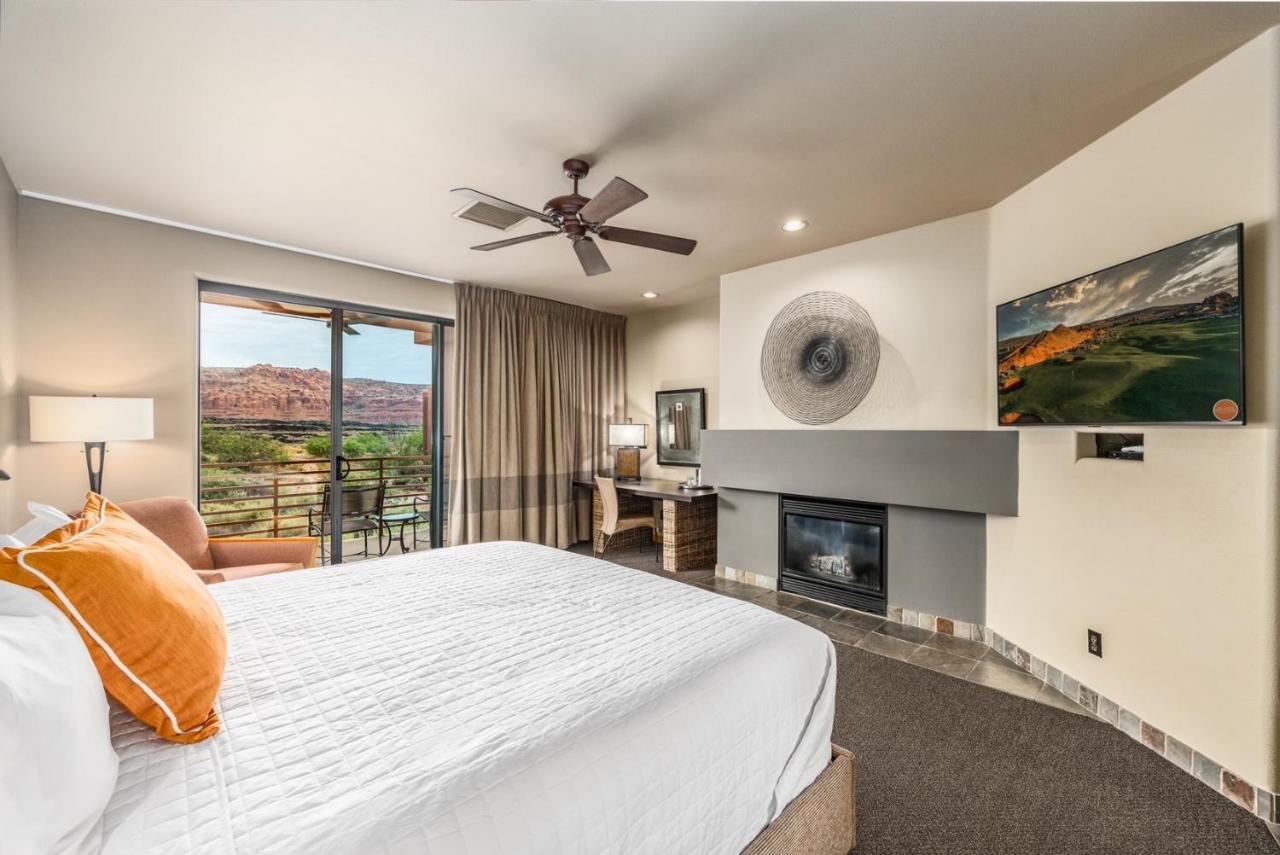 One-Bedroom Villa with King Bed at Red Mountain Resort