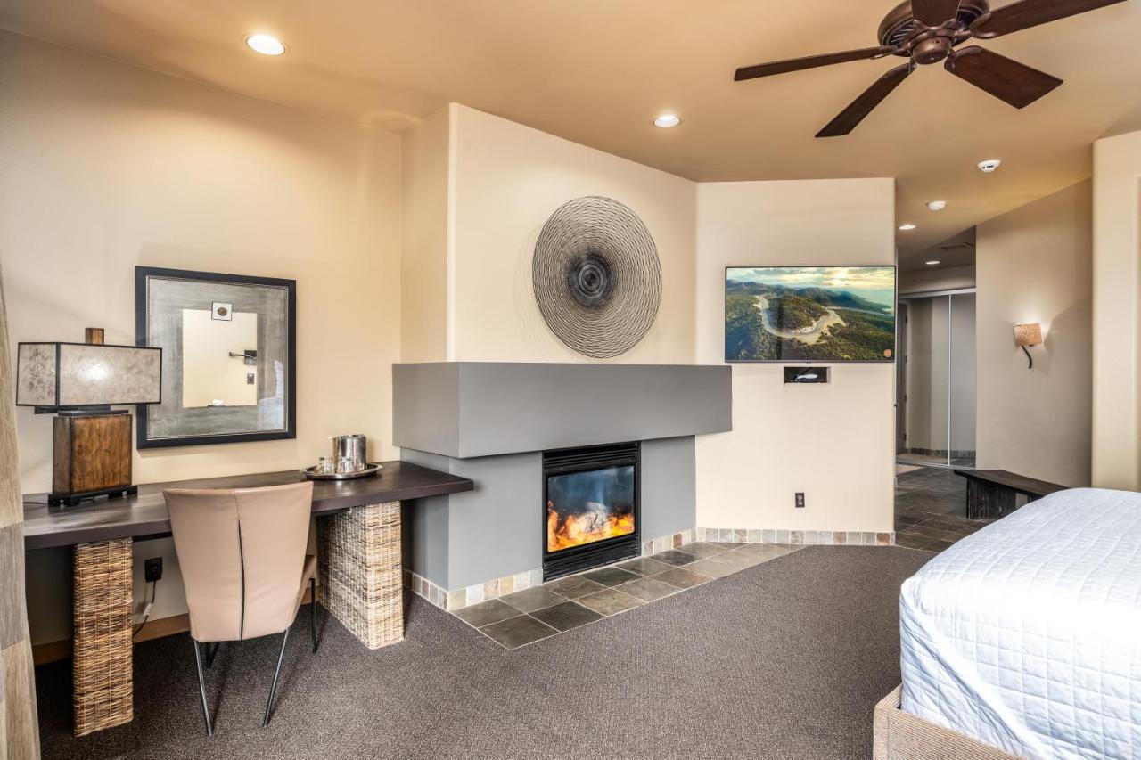 One-Bedroom Villa with King Bed at Red Mountain Resort