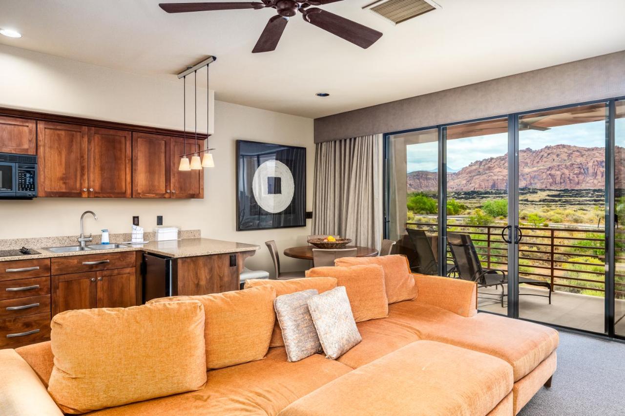 One-Bedroom Villa with King Bed at Red Mountain Resort