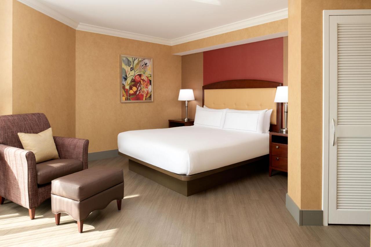 Premium One-Bedroom King Suite at Hilton Charlotte Uptown