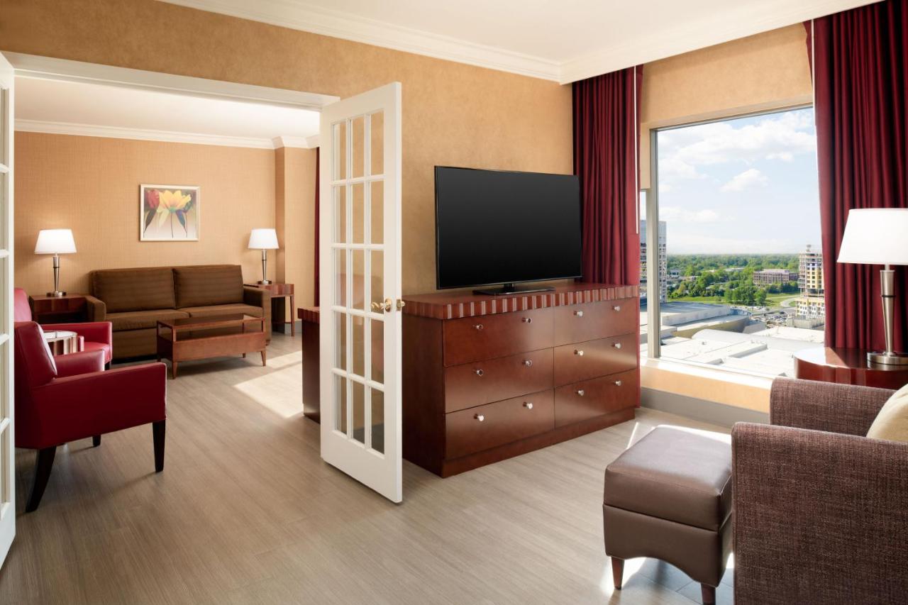 Premium One-Bedroom King Suite at Hilton Charlotte Uptown