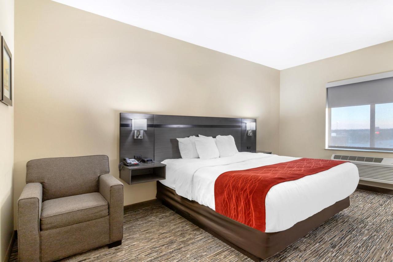 Executive King Suite - Non-Smoking at Comfort Inn Orange